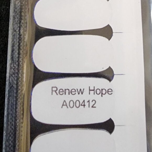 Color Street Nail Color Strips - Picture 2 of 2